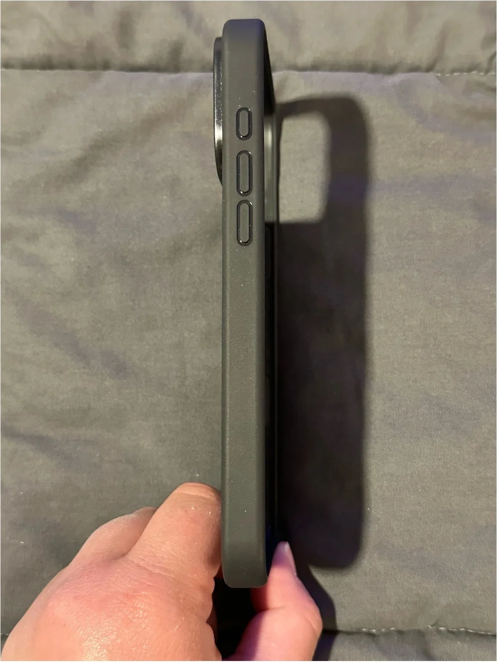 BRAND NEW GUESS MagSafe Compatible Phone Case for iPhone 17 Pro Max - Gray